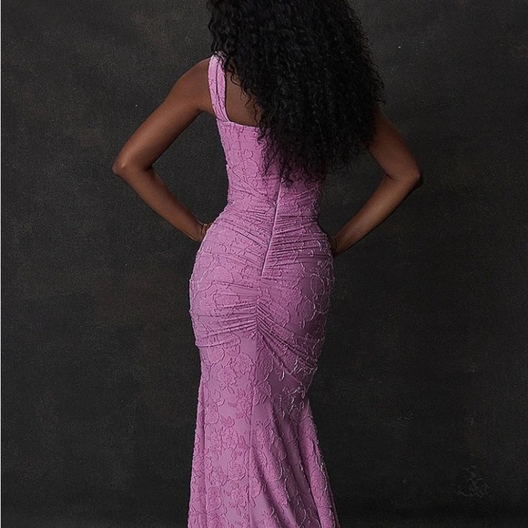 Brand new charley dress i ordered too big in a medium they don’t do full returns - Picture 3 of 3